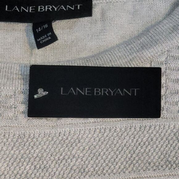 Lane Bryant NWT Stone Gray Short Sleeve Tee - Picture 6 of 6